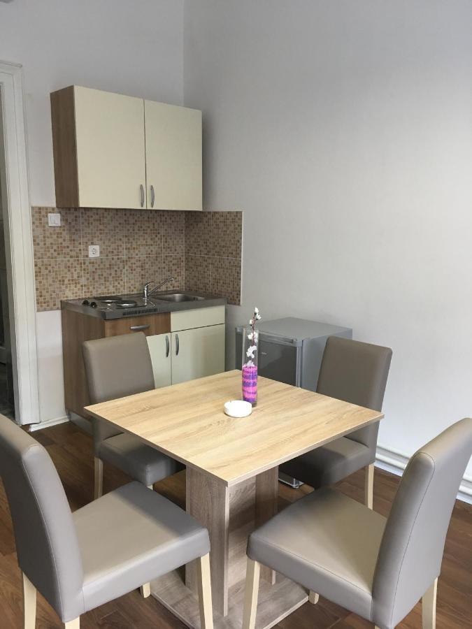 Apartamento Centar Oaza Zagreb Exterior foto